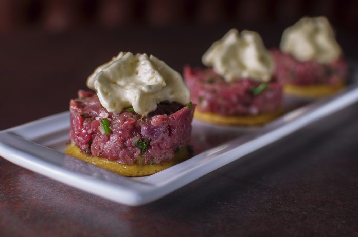 10522019042017_Tartar_de_Mignon_credito_de_Marcos_Calomeno